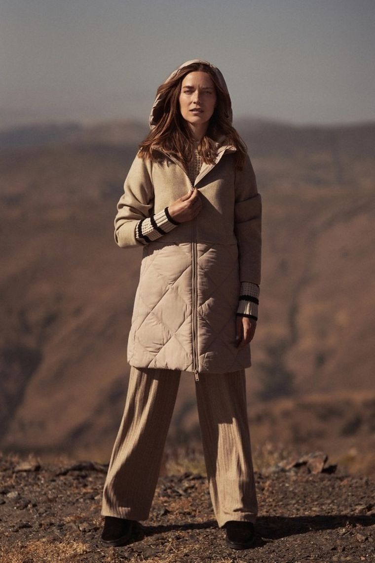 Kurtka damska z kapturem, beżowa, Moodo