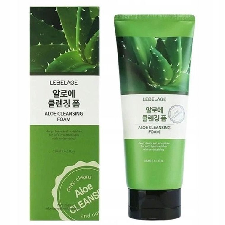 Lebelage, Aloe Soothing Cleansing Foam, pianka do twarzy łagodząca