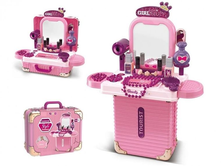 Madej, toaletka w walizce z akcesoriami