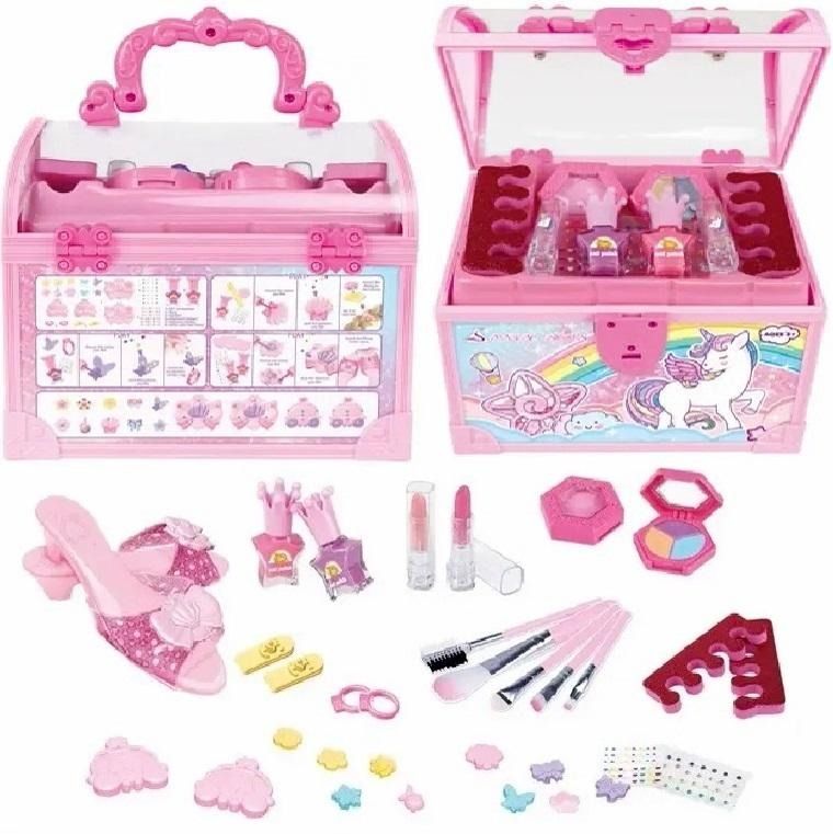 Maksik, zestaw piękności, kuferek z bucikami