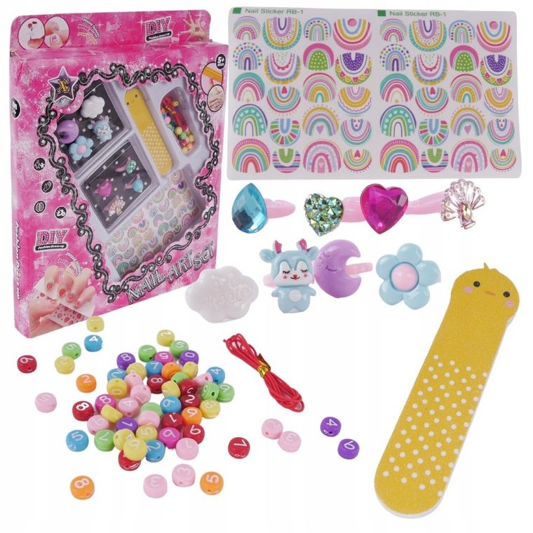 Maksik, zestaw piękności z pierścionkami i pilnikiem