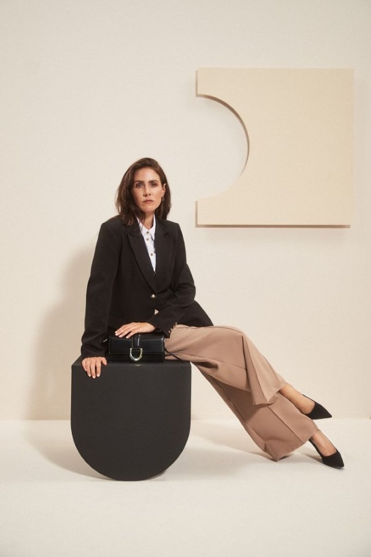 Marynarka damska, czarna, Moodo