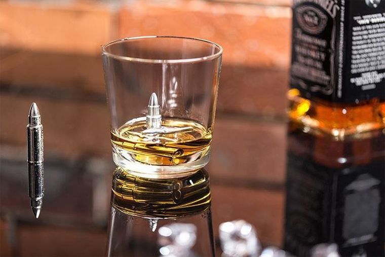 Metalowe kostki do drinków, pociski