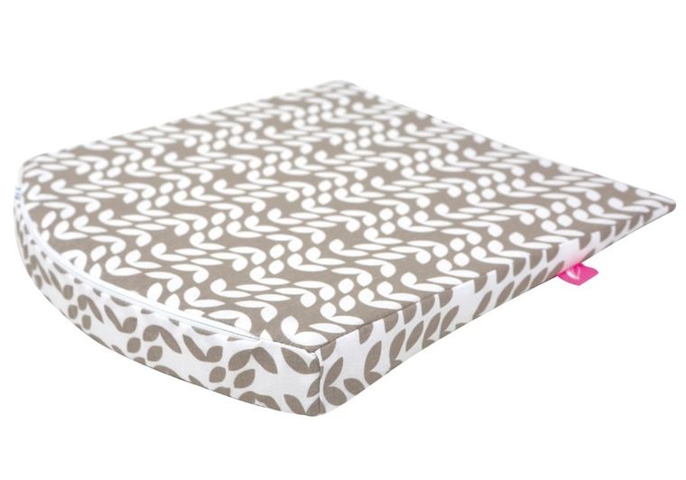 Motherhood, Classics Beżowy 2023, poduszka klin, podróżna