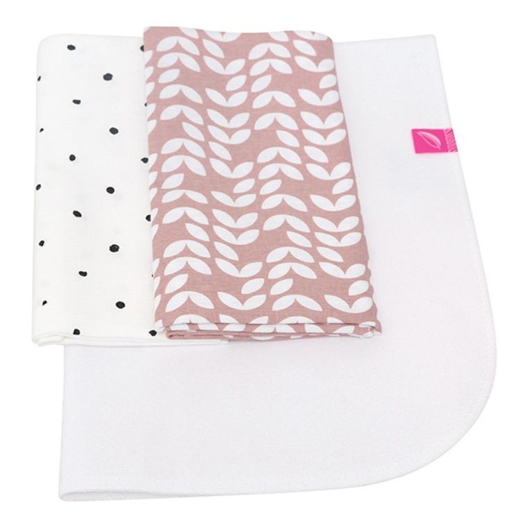Motherhood, Classics Różowy 2023, zestaw: przewijak podręczny + prześcieradło flanelowe, 2 szt.