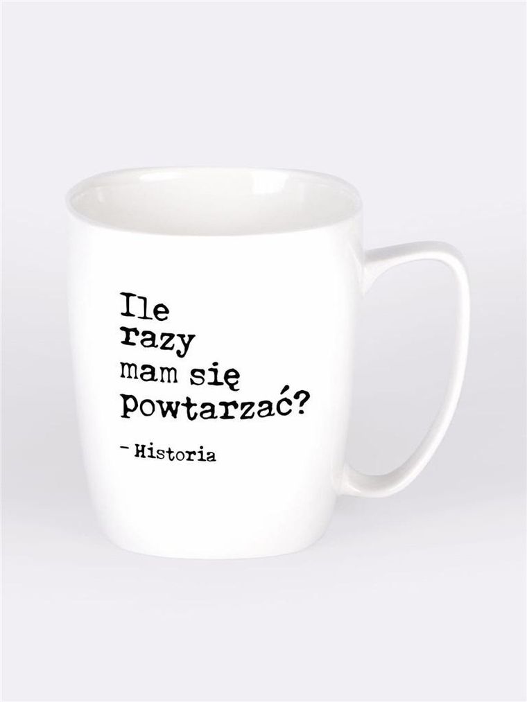 Nadwyraz.com, kubek, historia