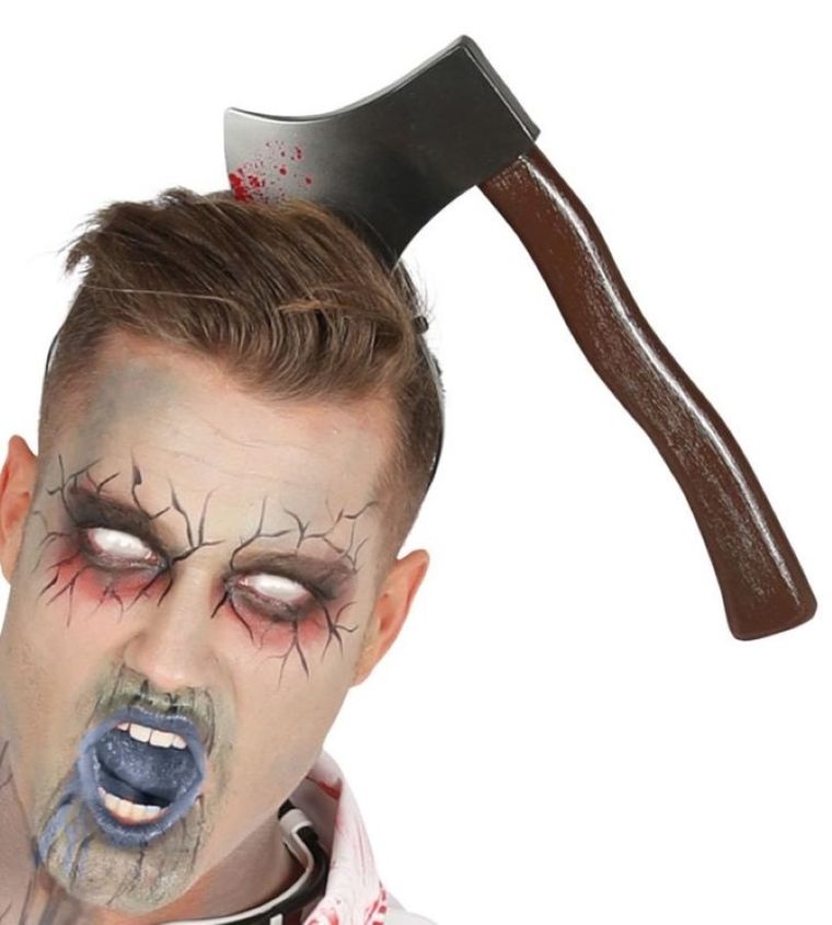 Opaska, siekiera w głowie