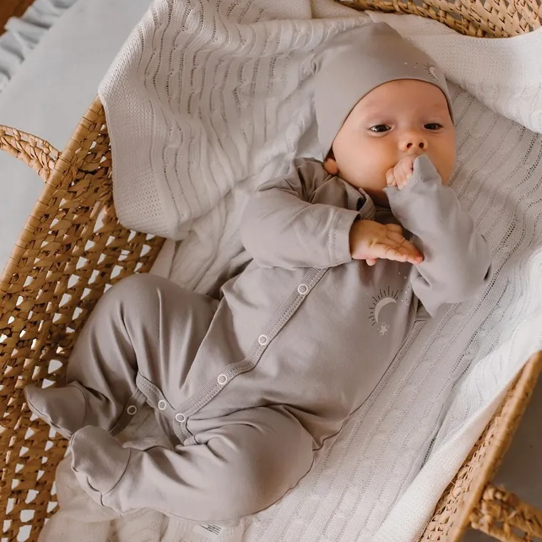 Pajac niemowlęcy, beżowy, Eevi