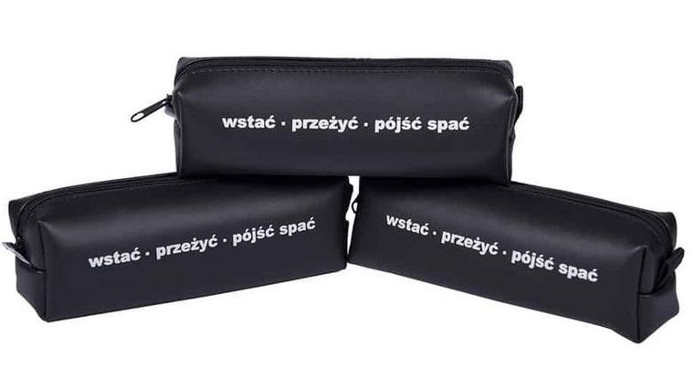 Pajacyk, piórnik jednokomorowy, Wstać Przeżyć Pójść spać