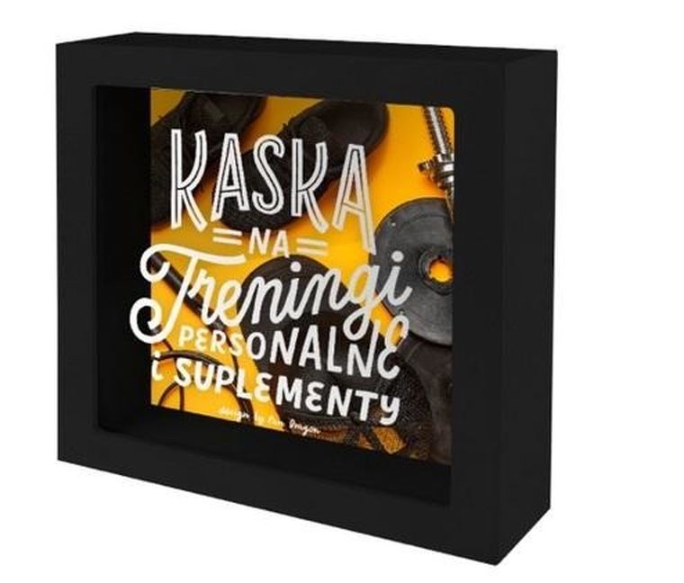 Pan Dragon, Home, skarbonka, na treningi