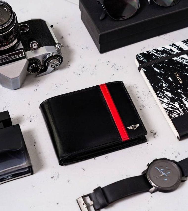 Portfel, czarny, skórzany, Peterson