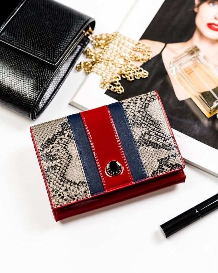 Portfel damski, wężowy wzór, Peterson