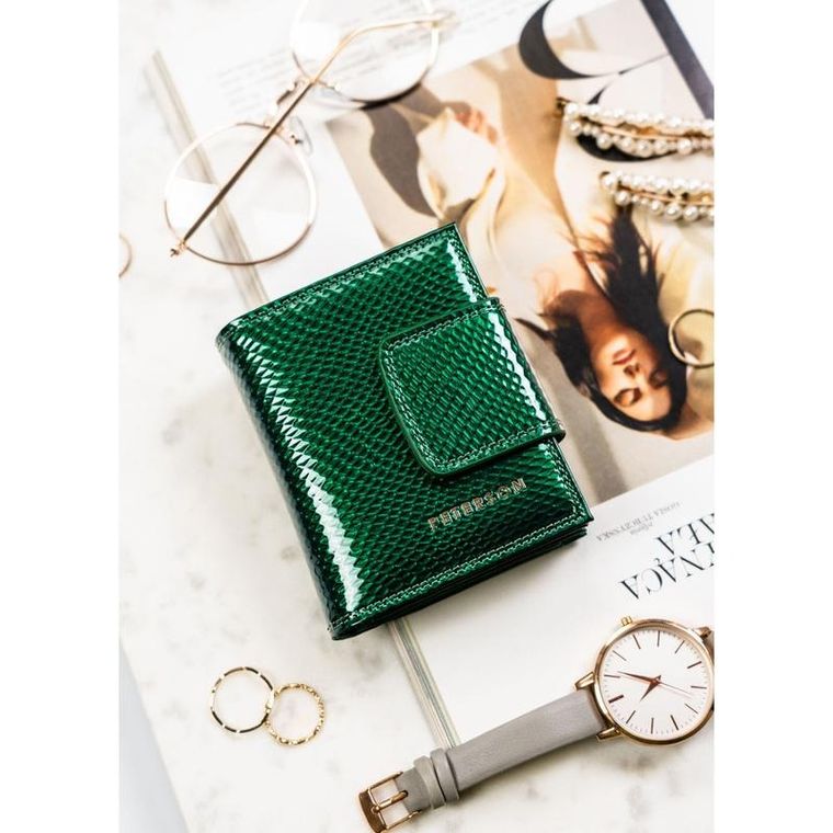 Portfel, zielony, skórzany, Petereson