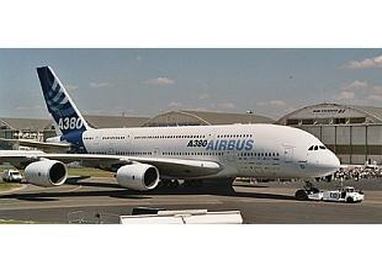 Revell, Airbus A 380, model do sklejania, 1:144