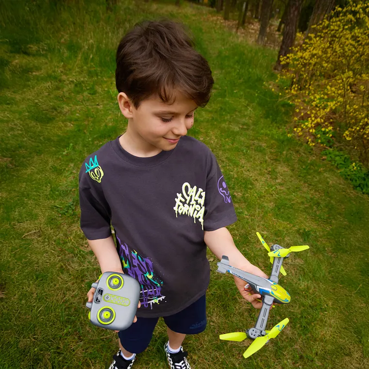 Revolt, Skorpion Heliquad, dron-helikopter zdalnie sterowany