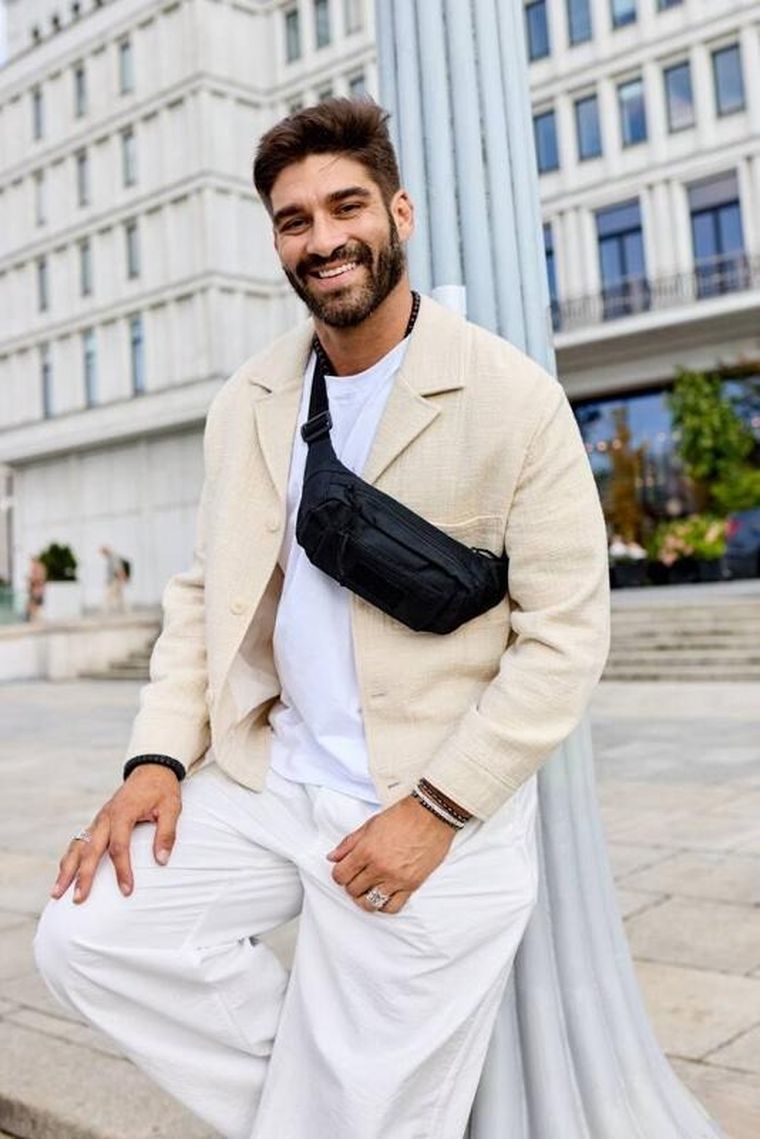 Saszetka na biodro, nerka, czarna, Rovicky