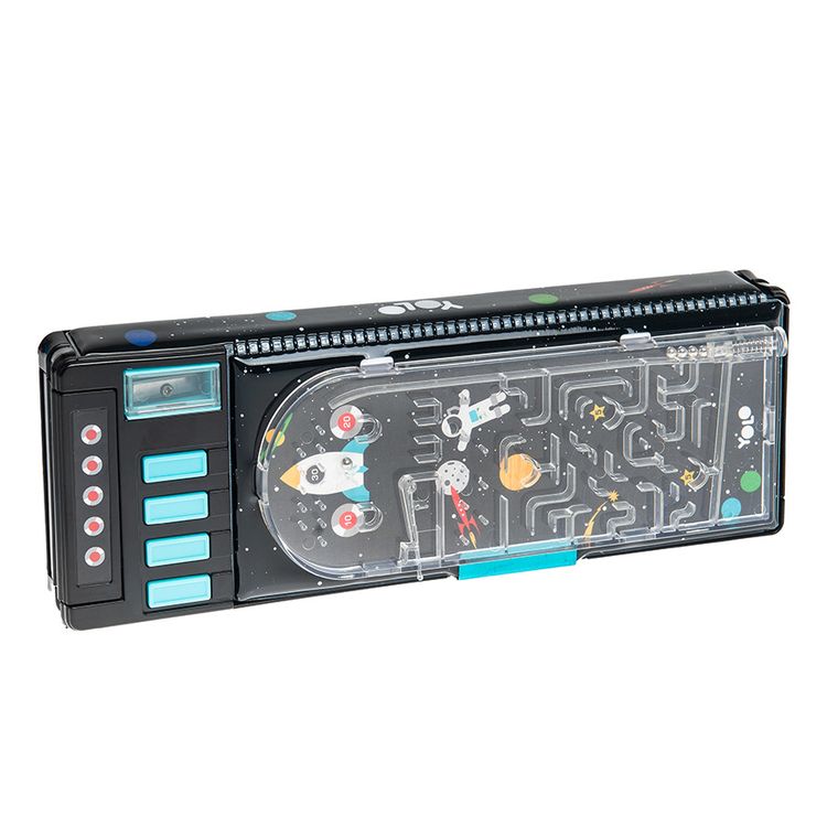 Smiki, Kosmos, piórnik, czarny