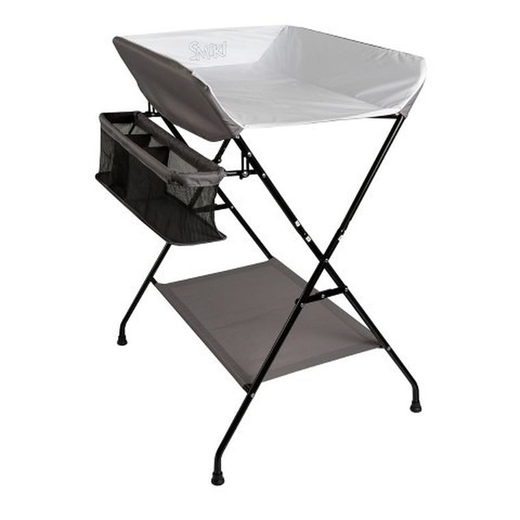 Smiki, przewijak na stelażu