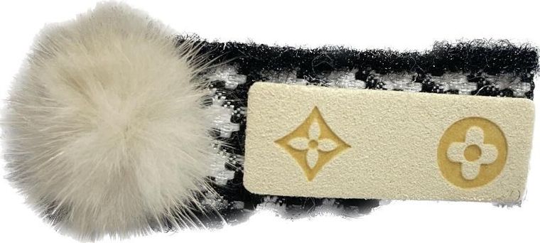 Spinka do włosów z futerkiem