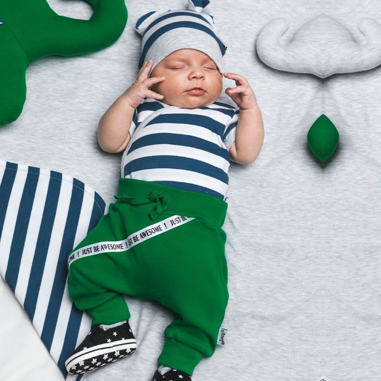 Spodnie dresowe chłopięce, zielone, Nicol