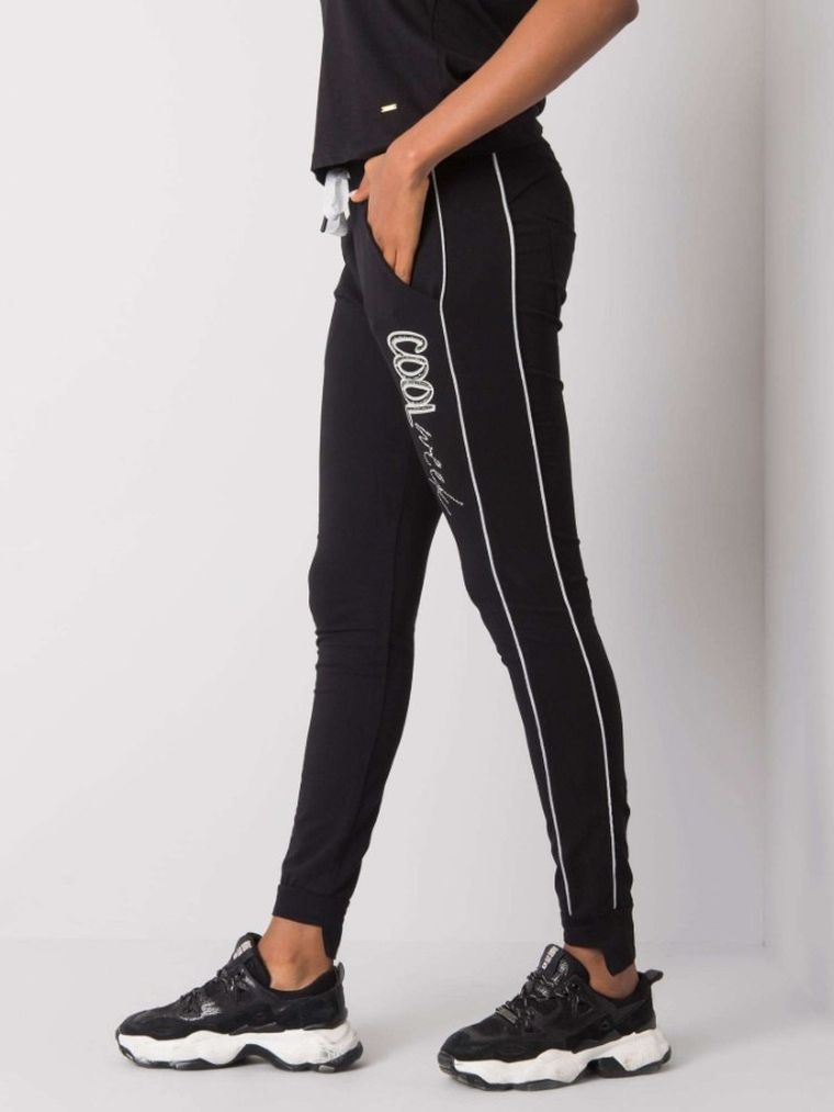 Spodnie dresowe damskie, czarne, Relevance