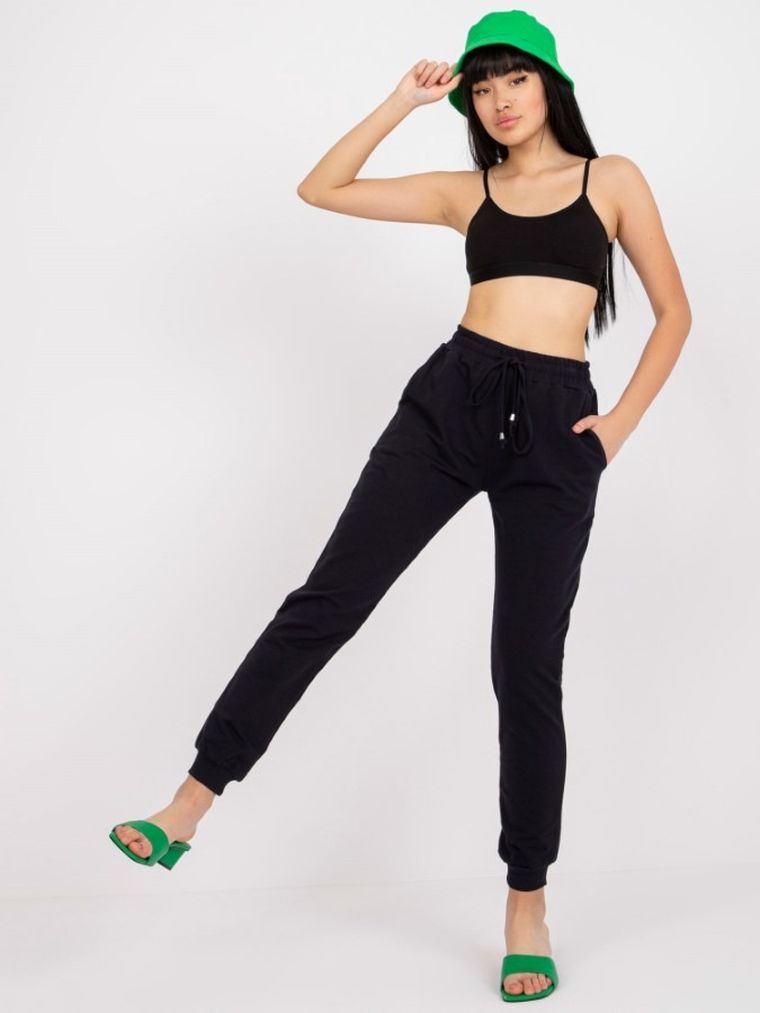 Spodnie dresowe damskie, granatowe, Basic Feel Good