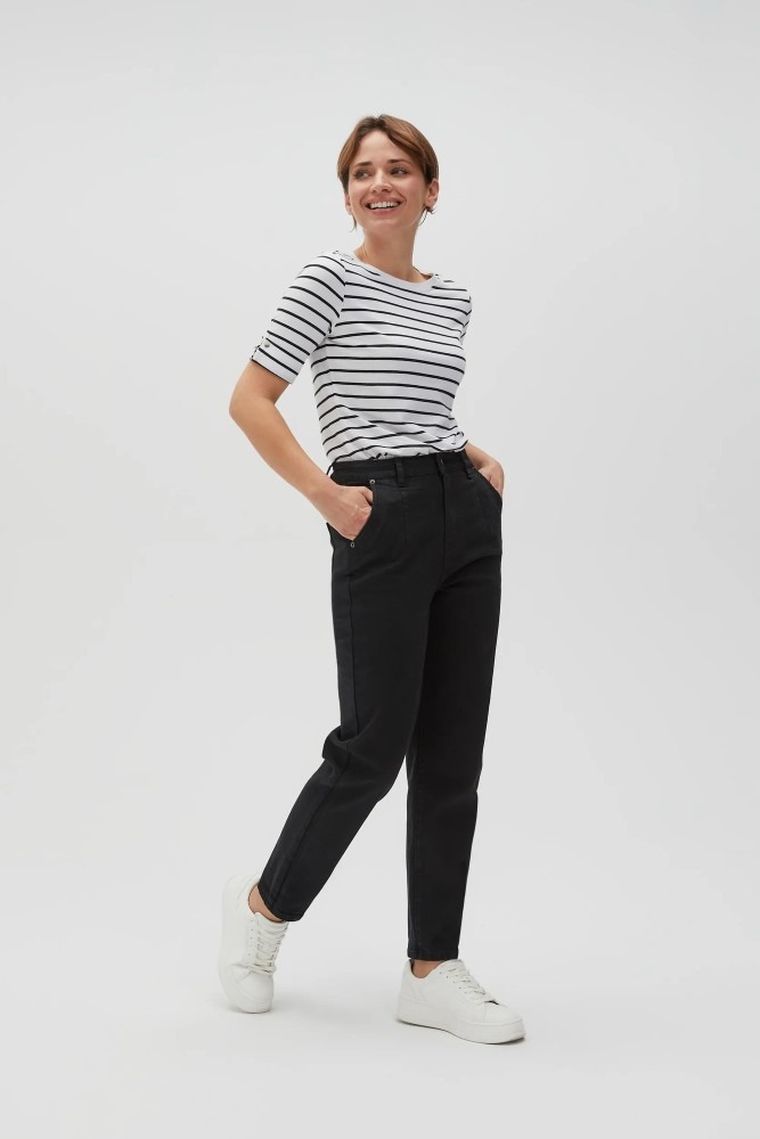 Spodnie jeansowe damskie, mom fit, czarne, Moodo