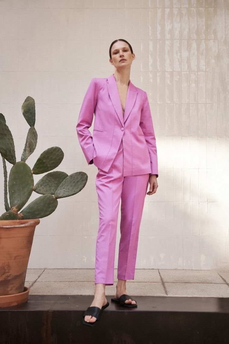 Spodnie materiałowe damskie, różowe, Moodo