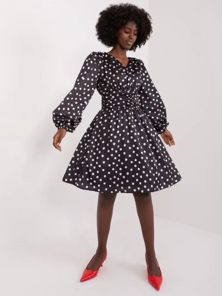 Sukienka damska, czarna, Lakerta