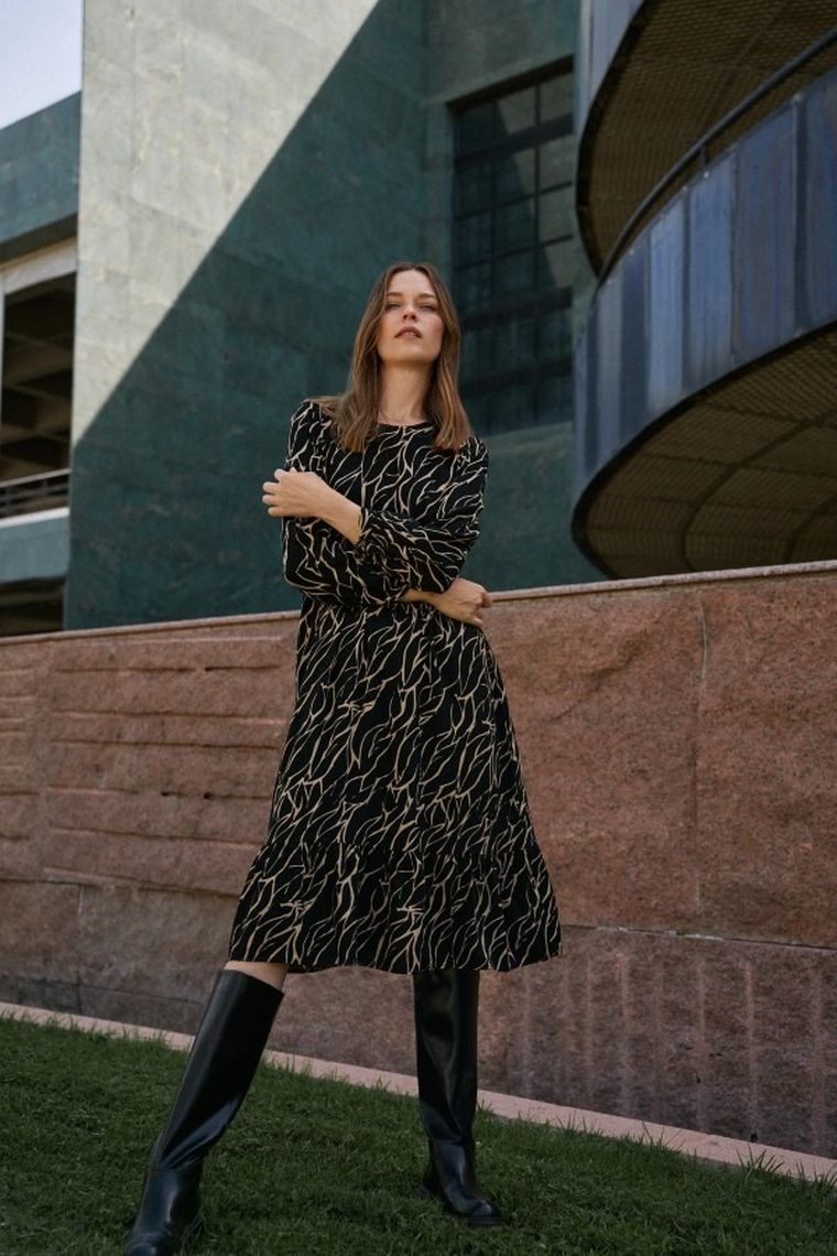 Sukienka damska, czarna, Moodo