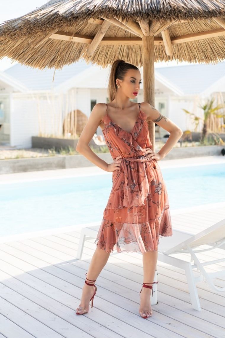 Sukienka damska na ramiączka, różowa, kwiaty, Merribel