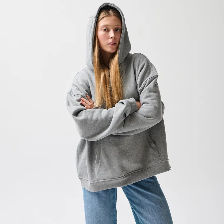 Szara bluza z kapturem o kroju oversize NOWEAR