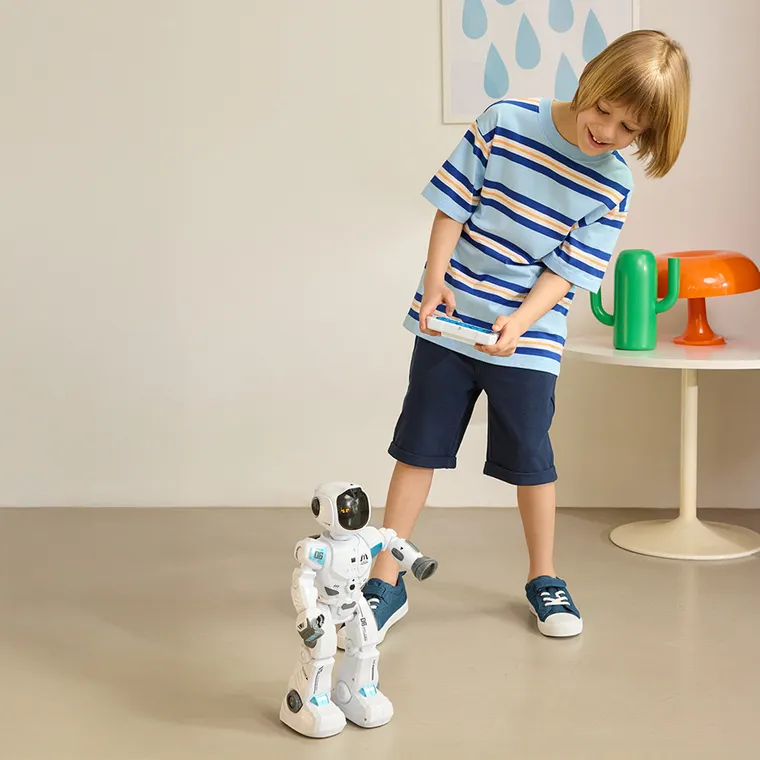 Tech-Bot, robot multifunkcyjny zdalnie sterowany