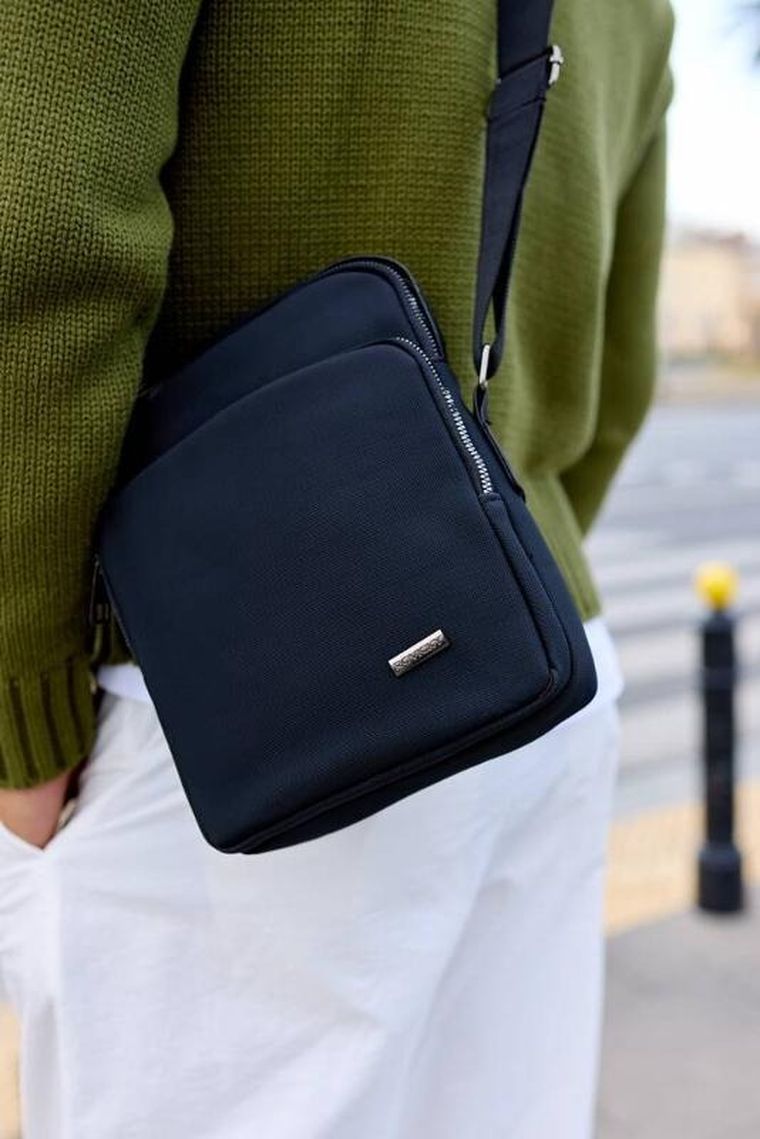 Torba listonoszka, czarna, Rovicky