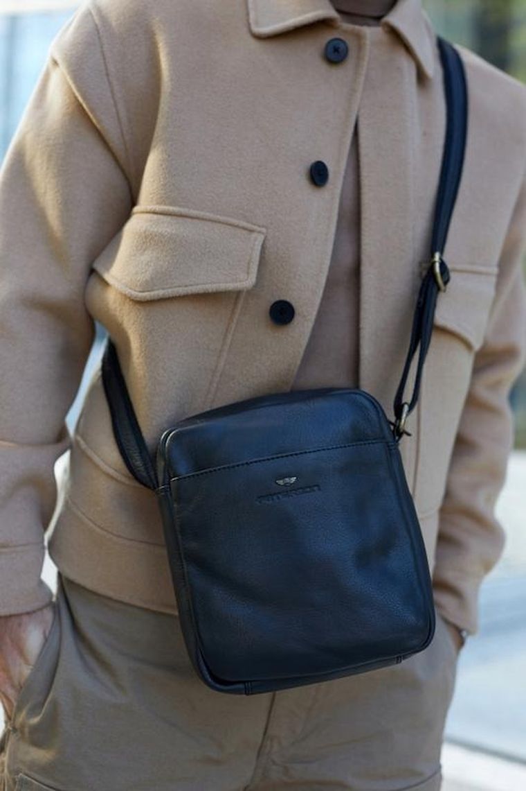 Torba listonoszka, czarna, skórzana, Peterson