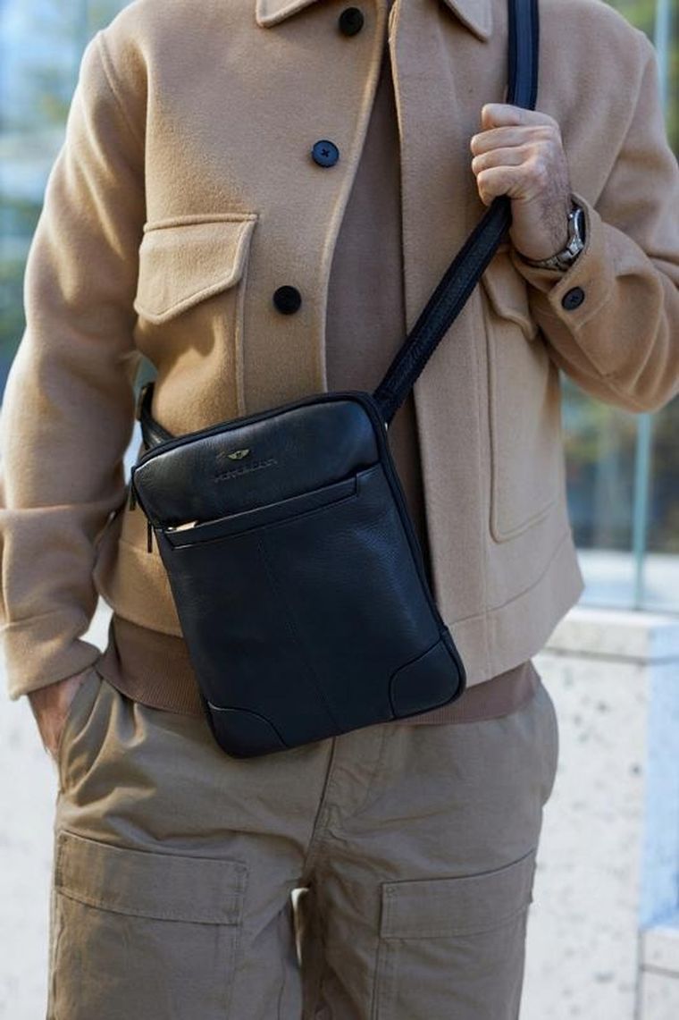 Torebka listonoszka, czarna, Peterson