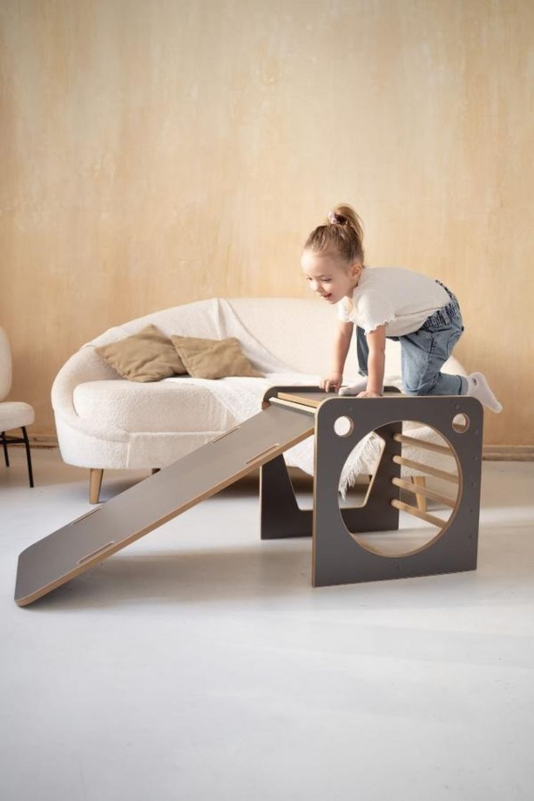 tupti.wood, kostka wielozadaniowa + mała zjeżdżalnia, chmurki, szara