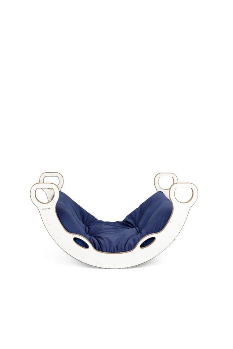 tupti.wood, poduszka do bujaka montessori, materac do małego bujaka, granatowy