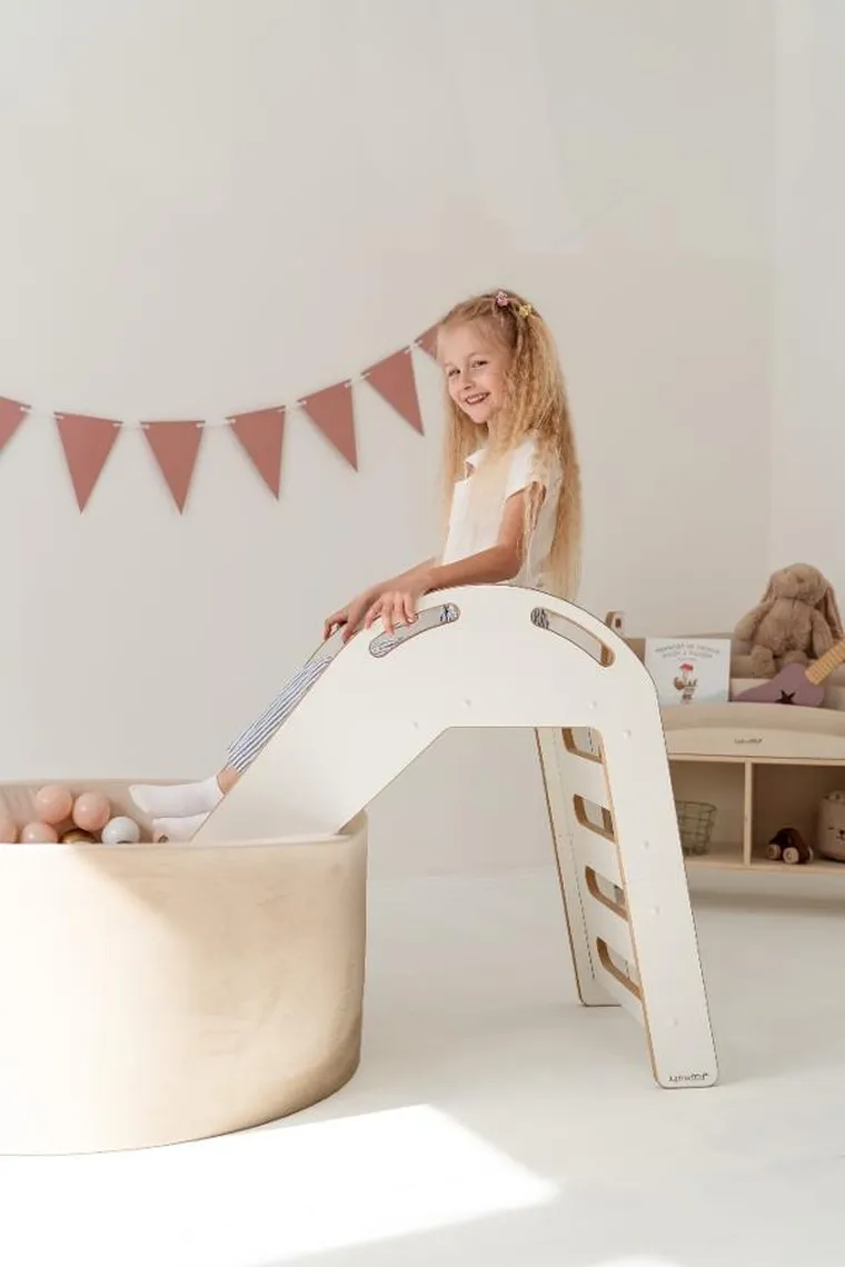 tupti.wood, zjeżdżalnia do suchego basenu