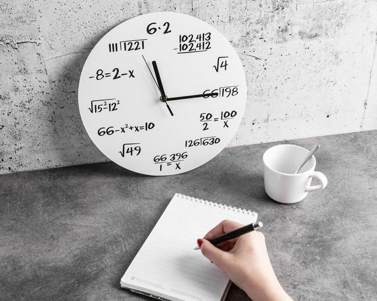 Zegar, równania matematyczne, classic biały