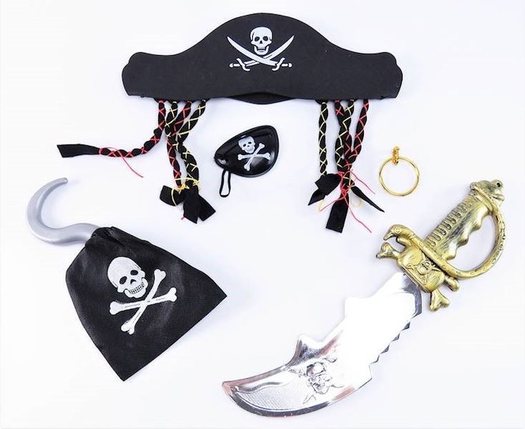 Zestaw pirata z szablą i hakiem