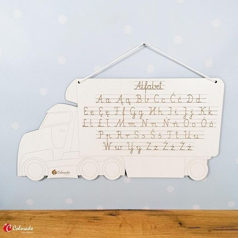 Znam swój alfabet. Tablica drewniana