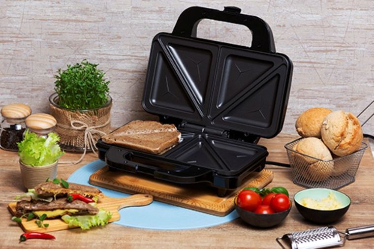 Adler, opiekacz do kanapek, AD 3043