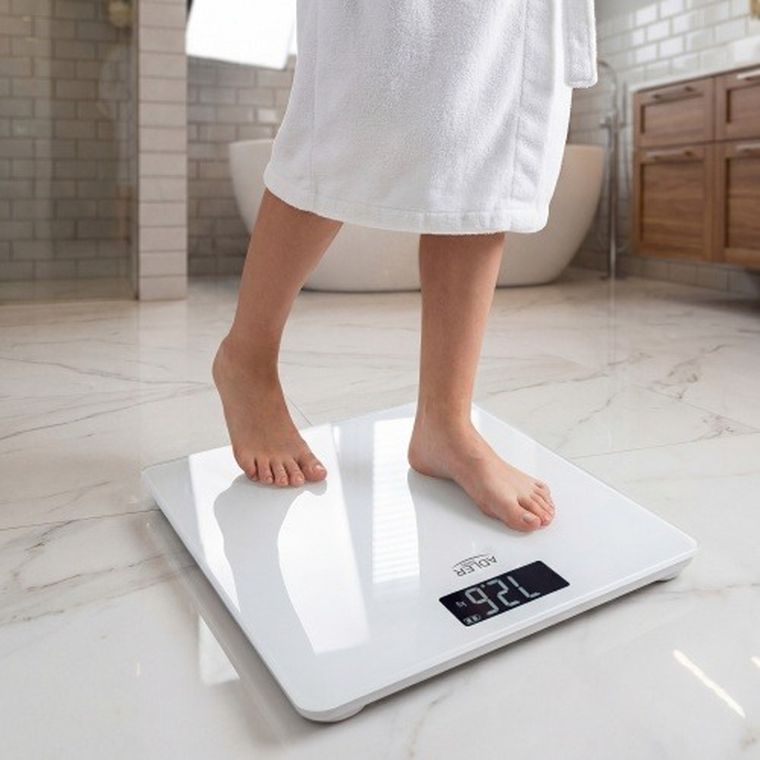 Adler, waga łazienkowa USB-C, akumulatorowa, do 180 kg