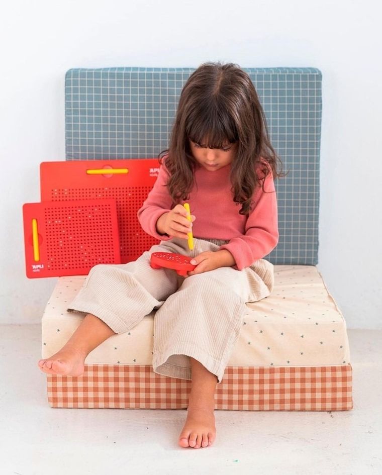 Apli Kids, mała magnetyczna tablica