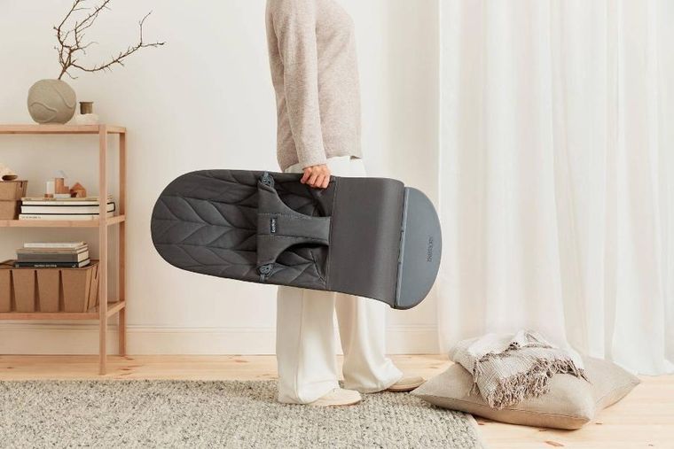 BabyBjörn, Bliss Woven, Petal Quilt, leżaczek, antracyt