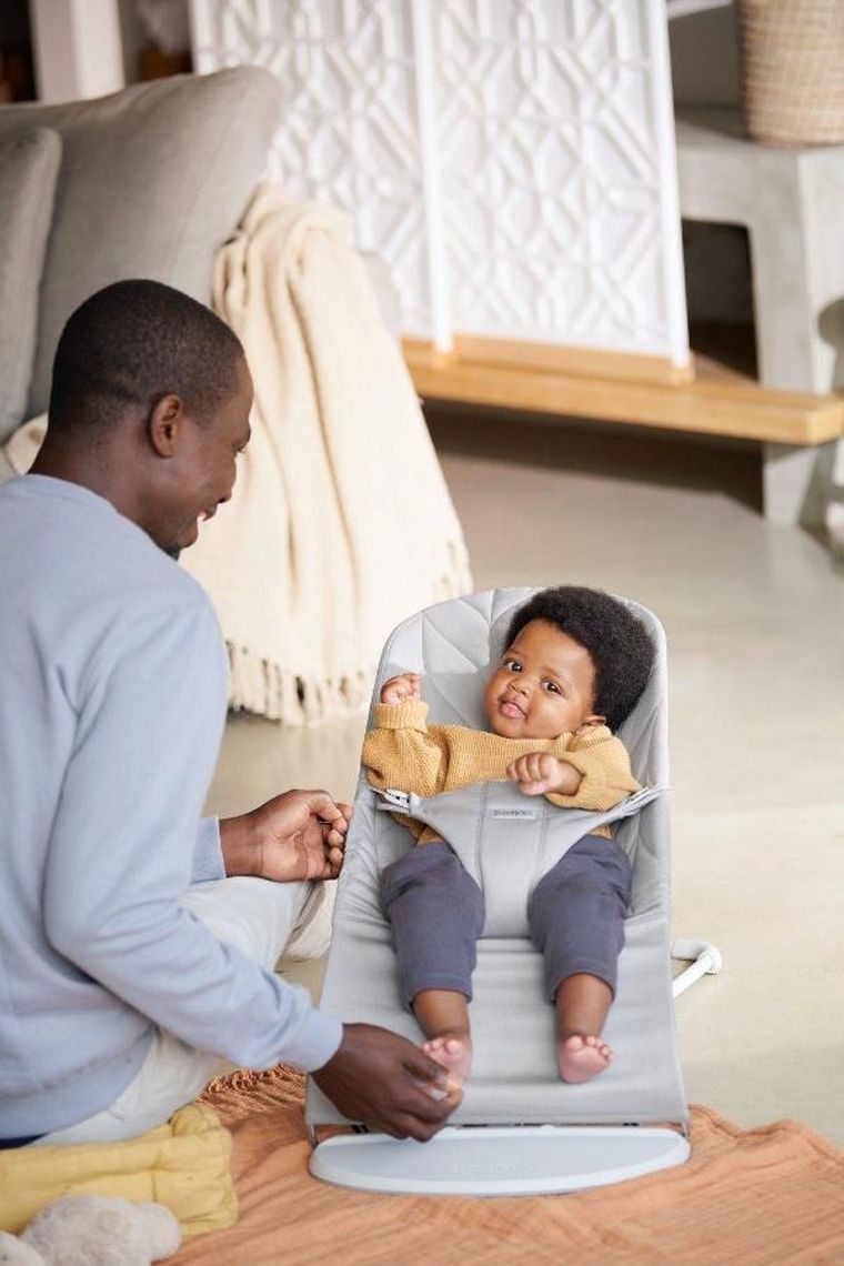 BabyBjörn, Bliss Woven, Petal Quilt, leżaczek, jasnoszary