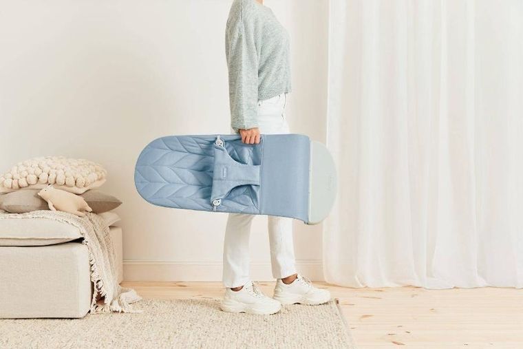 BabyBjörn, Bliss Woven, Petal Quilt, leżaczek, niebieski