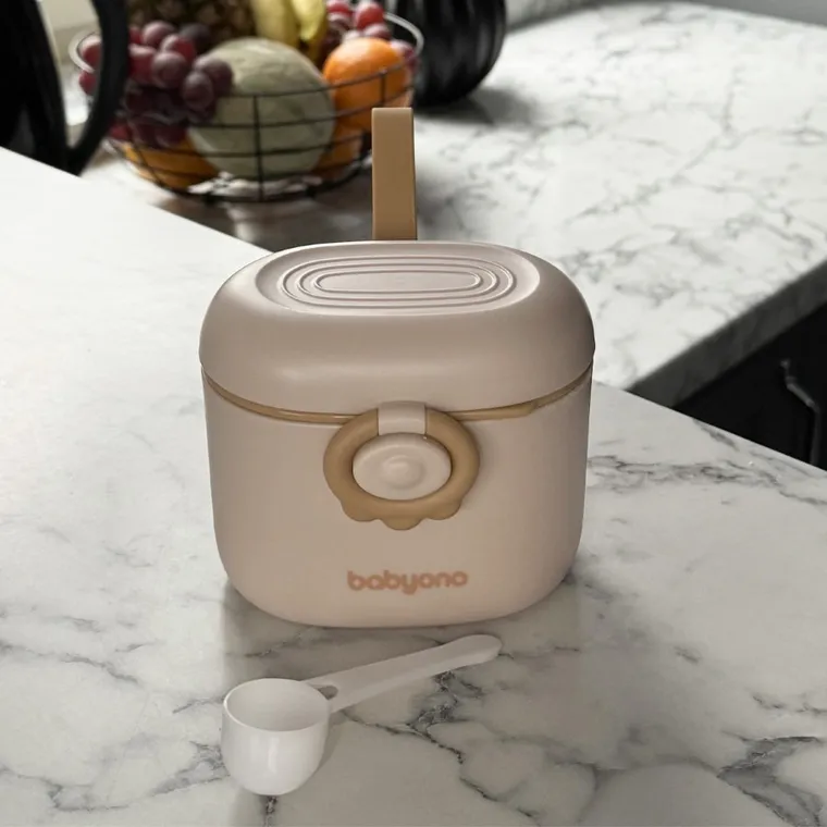 BabyOno, przenośny pojemnik na mleko w proszku