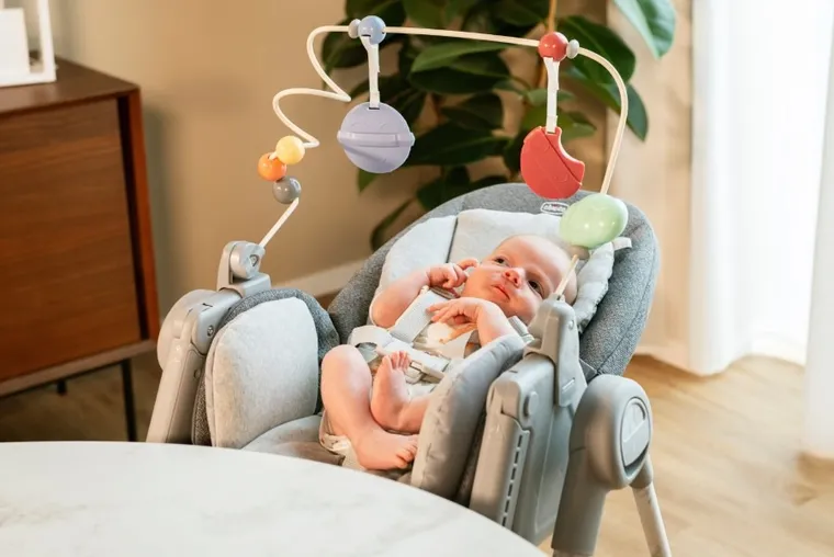 Chicco, Polly, Armonia, pałąk do krzesełka do karmienia, Rainbow